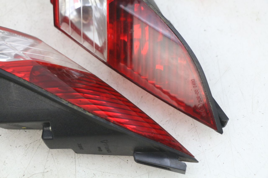 photo de LUZ TRASERA PEUGEOT SATELIS 125 (2006 - 2009)