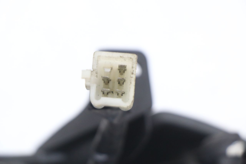 photo de LUZ TRASERA PEUGEOT STREETZONE I 2T 50 (2018 - 2020)
