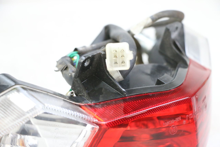 photo de LUZ TRASERA PEUGEOT TWEET 4T 50 (2014 - 2019)
