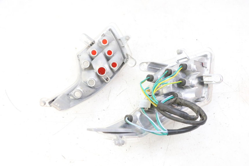 photo de LUZ TRASERA PEUGEOT VIVACITY 125 (2010 - 2017)