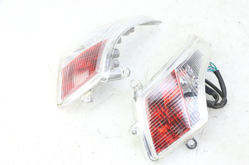 photo de LUZ TRASERA PEUGEOT VIVACITY 125 (2010 - 2017)