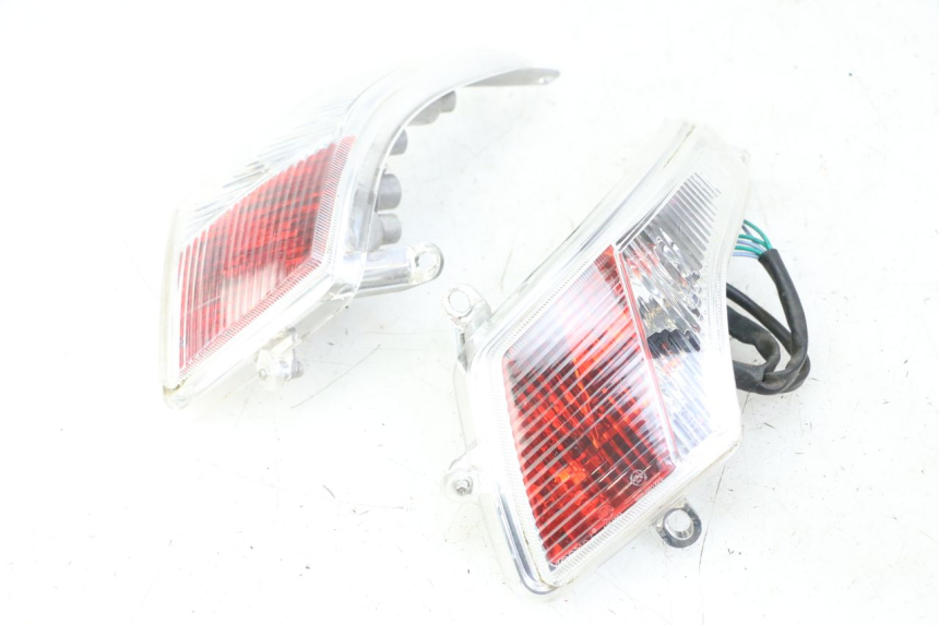 photo de LUZ TRASERA PEUGEOT VIVACITY 125 (2010 - 2017)