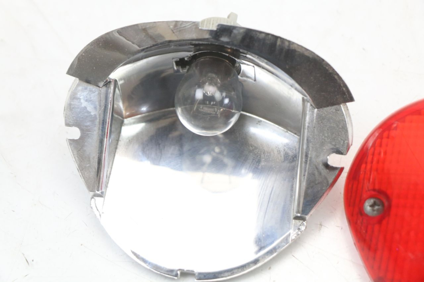 photo de LUZ TRASERA PIAGGIO LIBERTY 4T 50 (2004 - 2008)