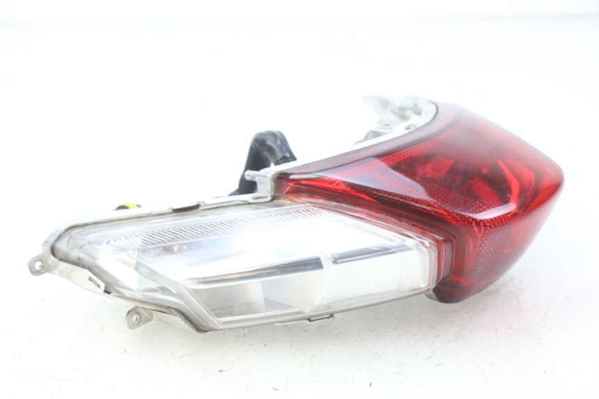 photo de LUZ TRASERA PIAGGIO LIBERTY IGET S 125 (2016 - 2020)