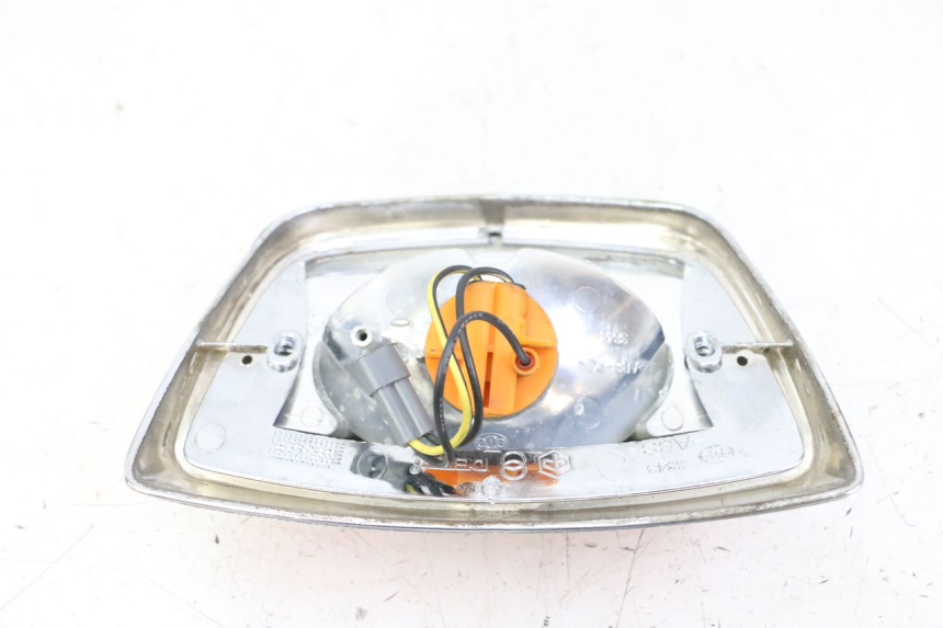 photo de LUZ TRASERA PIAGGIO VESPA LX 150 (2005 - 2013)