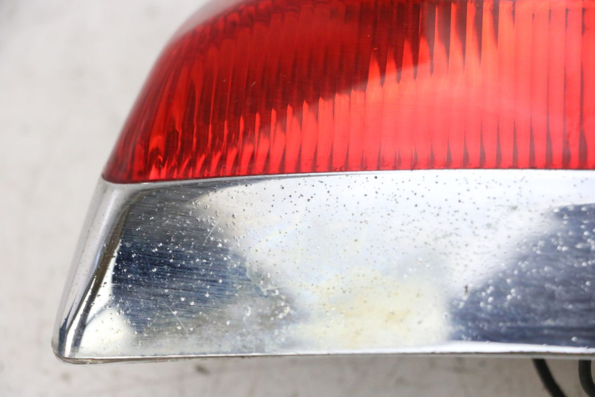 photo de LUZ TRASERA PIAGGIO VESPA LX 150 (2005 - 2013)
