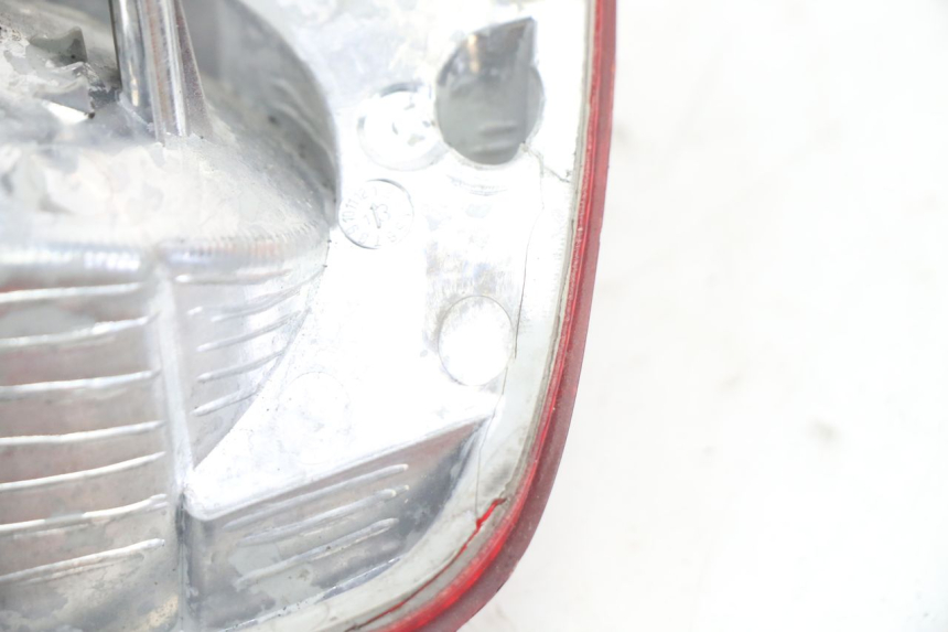 photo de LUZ TRASERA PIAGGIO VESPA LX 2T 50 (2005 - 2013)