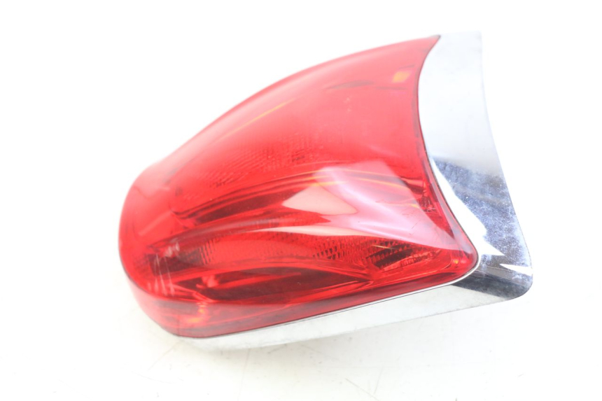 photo de LUZ TRASERA PIAGGIO VESPA PRIMAVERA 2T 50 (2013 - 2018)