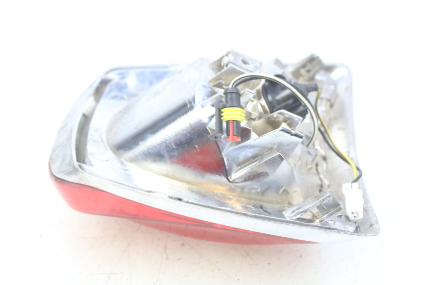 photo de LUZ TRASERA PIAGGIO VESPA PRIMAVERA 2T 50 (2013 - 2018)
