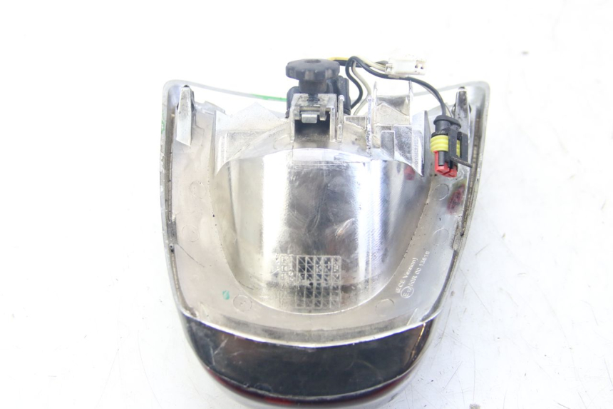 photo de FARO TRASERO PIAGGIO VESPA SPRINT 2T 50 (2014 - 2018)