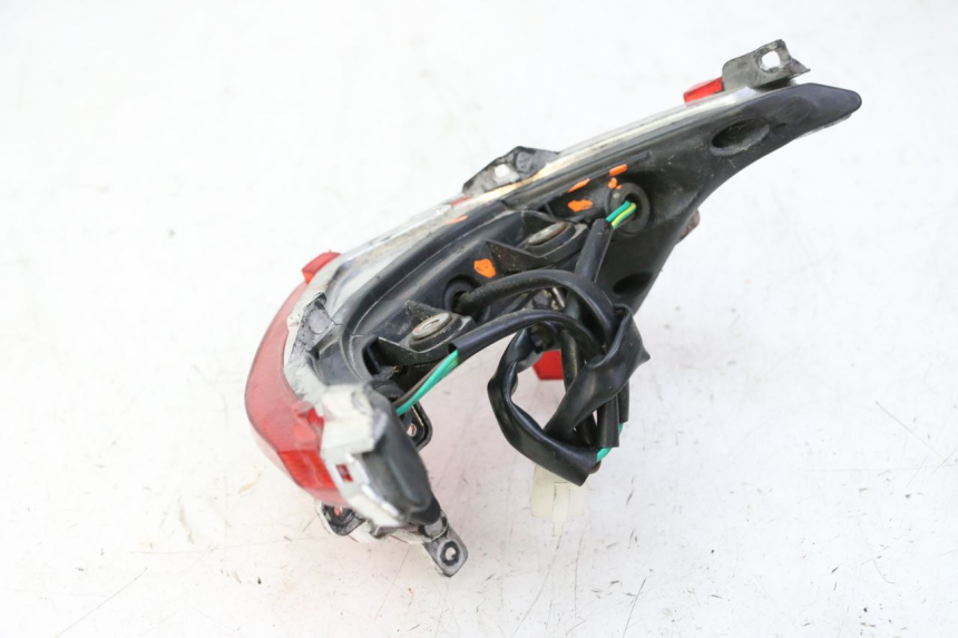 photo de LUZ TRASERA MAG POWER R-STREET 50 (2016 - 2025)