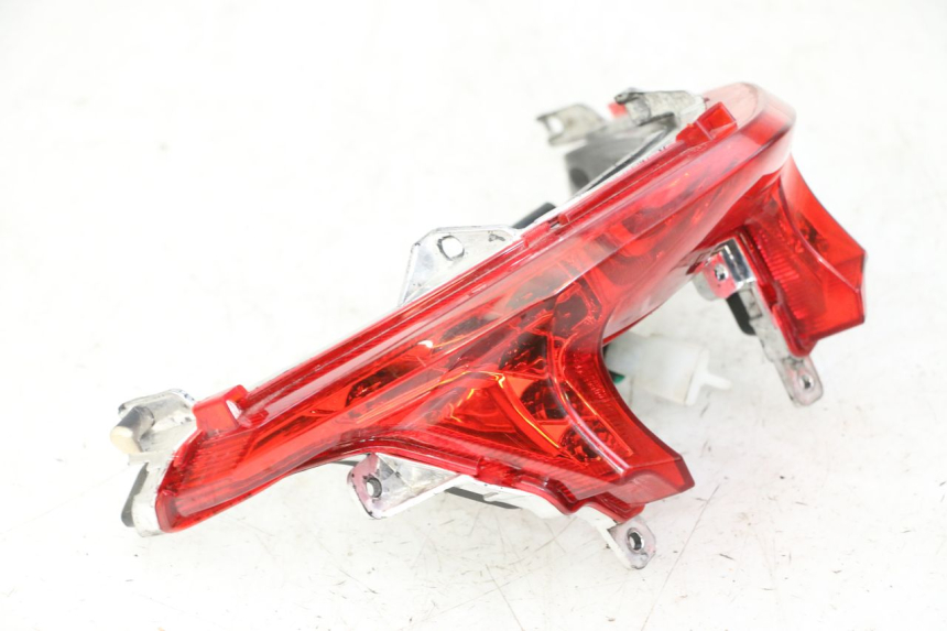 photo de LUZ TRASERA MAG POWER R-STREET 50 (2016 - 2025)