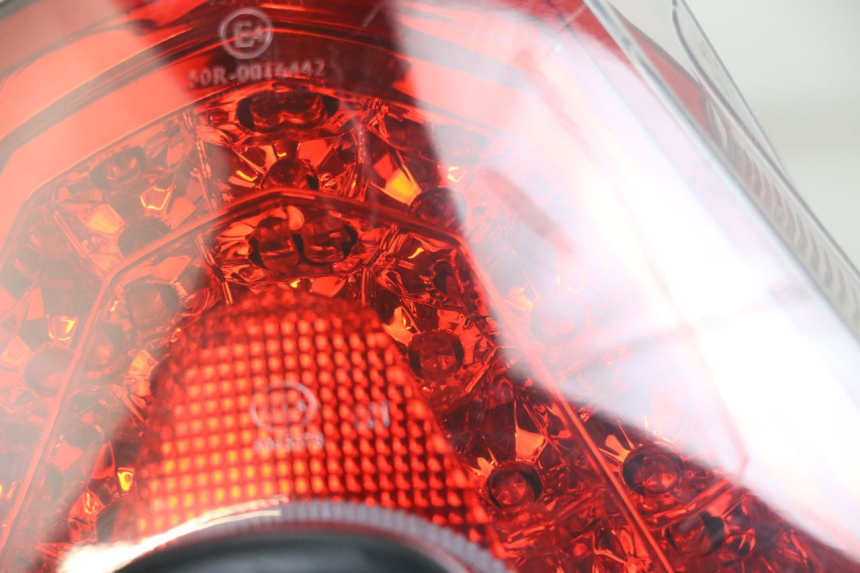photo de LUZ TRASERA EUROCKA R8 4T 50 (2013 - 2022)