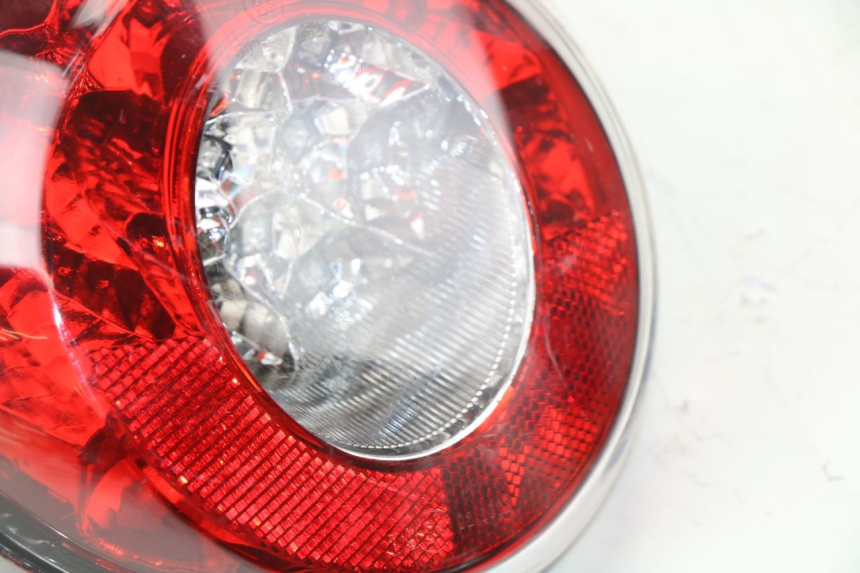 photo de LUZ TRASERA S-RIDER CAPRI 2T 50 (2010 - 2017)