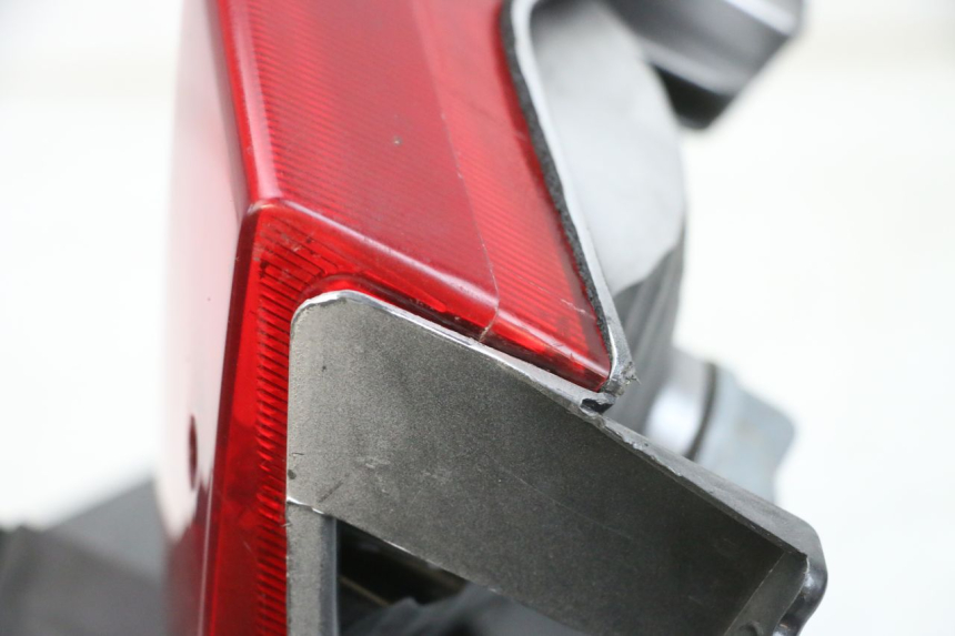 photo de LUZ TRASERA DAELIM S1 125 (2007 - 2016) - Otra perspectiva