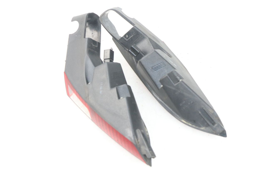 photo de LUZ TRASERA PEUGEOT SATELIS 125 (2006 - 2009) - Otra perspectiva