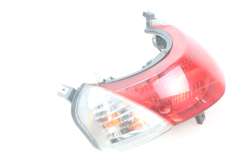 photo de LUZ TRASERA SUZUKI SIXTEEN 125 (2008 - 2010)