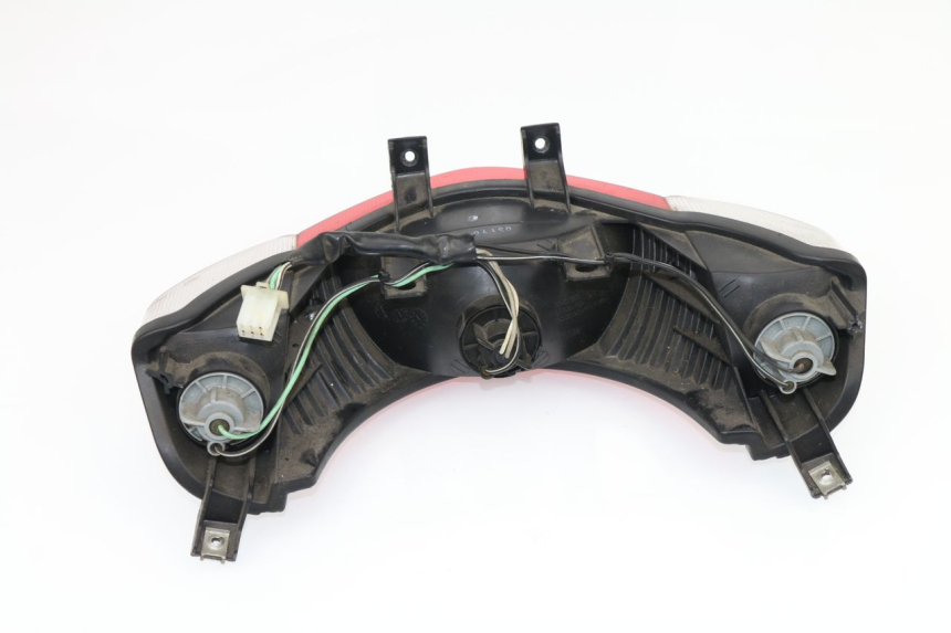 photo de LUZ TRASERA SUZUKI SIXTEEN 125 (2008 - 2010)