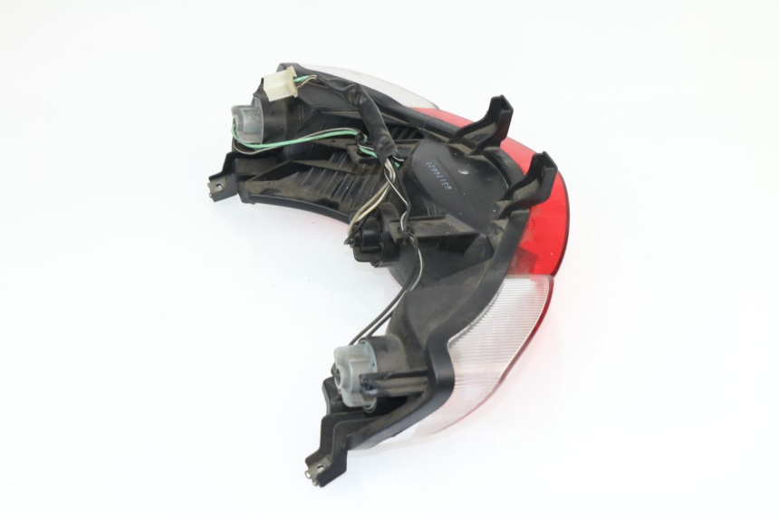photo de LUZ TRASERA SUZUKI SIXTEEN 125 (2008 - 2010)