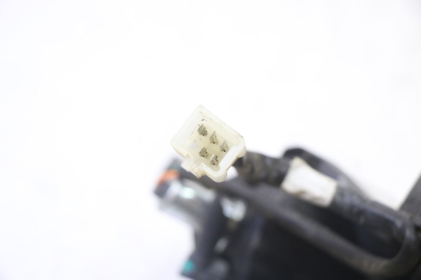 photo de LUZ TRASERA PEUGEOT STREETZONE I 2T 50 (2018 - 2020)