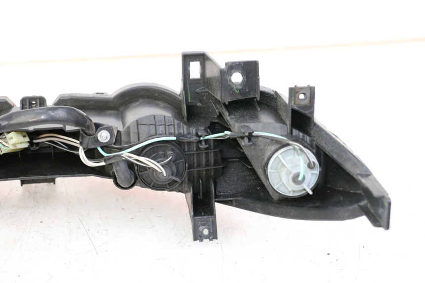photo de LUZ TRASERA SUZUKI BURGMAN 125 (2018 - 2021)