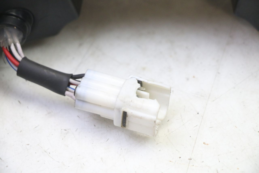 photo de LUZ TRASERA APRILIA SXR 50 (2021 - 2023)