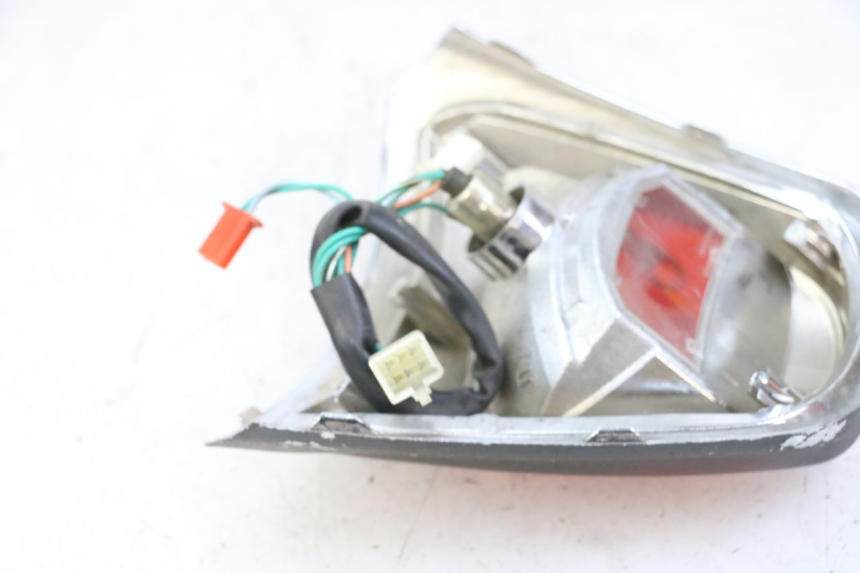 photo de LUZ TRASERA SYM FIDDLE 3 III 50 (2014 - 2020)