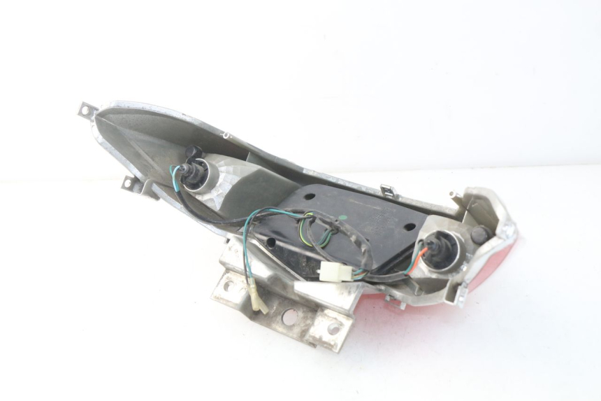 photo de LUZ TRASERA SYM GTS EFI ABS 125 (2012 - 2016)