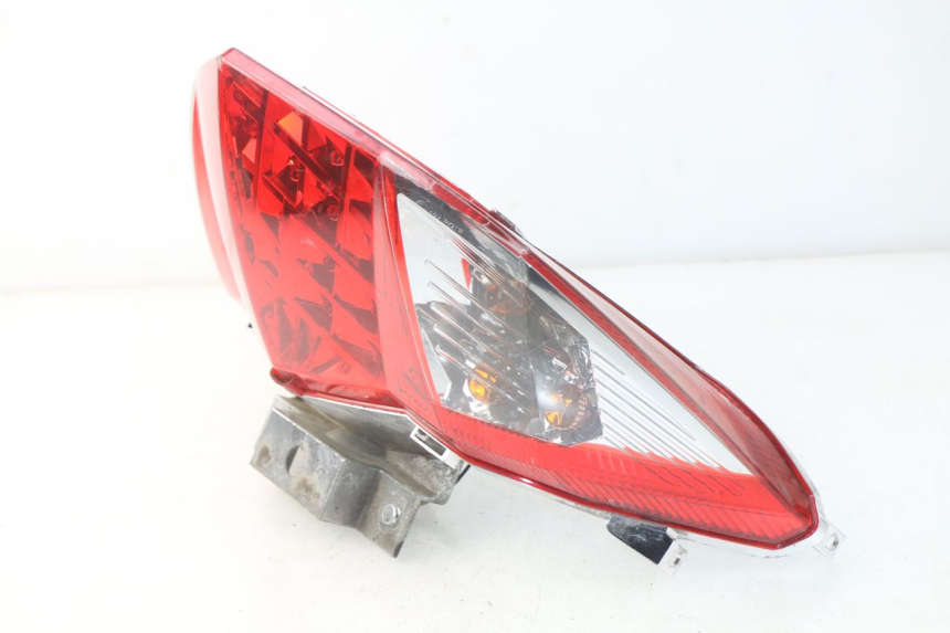 photo de LUZ TRASERA SYM GTS EFI ABS 125 (2012 - 2016)