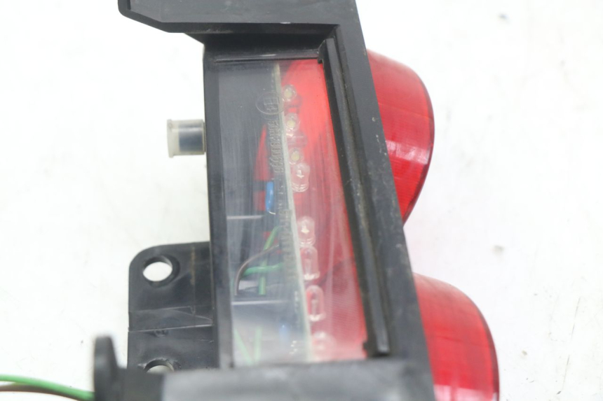 photo de LUZ TRASERA SYM JET EURO X 2T 50 (2003 - 2007)