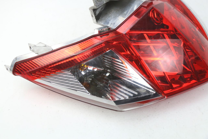 photo de LUZ TRASERA SYM JOYMAX 250 (2013 - 2017)