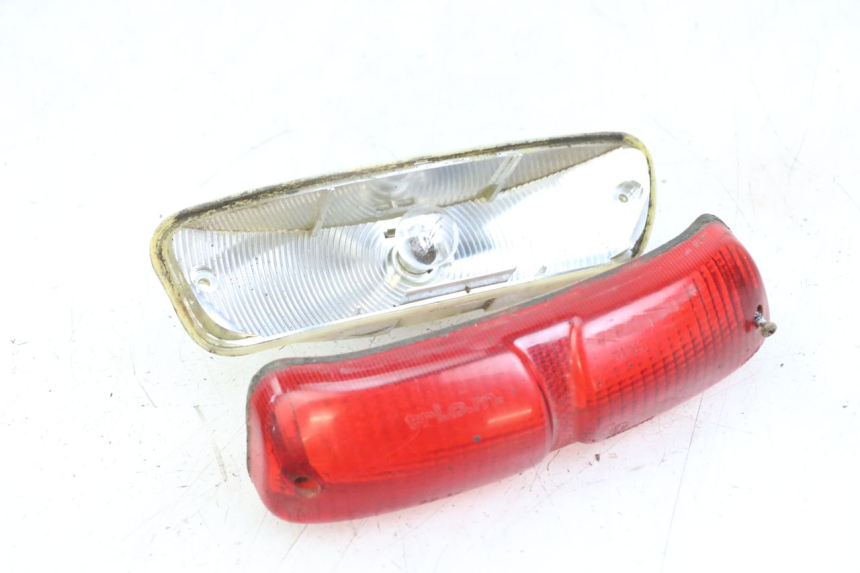 photo de FARO TRASERO PIAGGIO TYPHOON 80 (1994 - 1997)