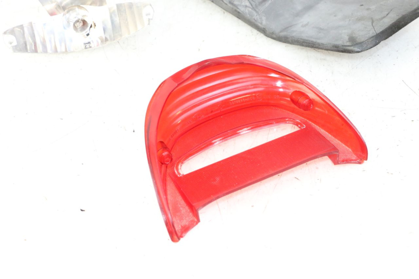 photo de LUZ TRASERA HONDA X8R 50 (1998 - 2003)