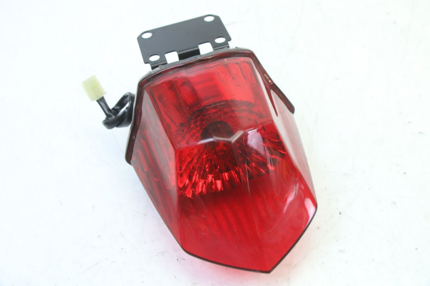 photo de LUZ TRASERA YAMAHA XJ6 ABS 600 (2008 - 2016)