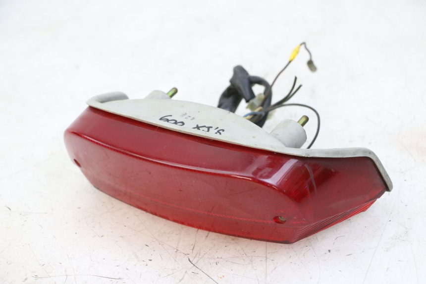 photo de LUZ TRASERA YAMAHA XJN DIVERSION 600 (2000 - 2003)
