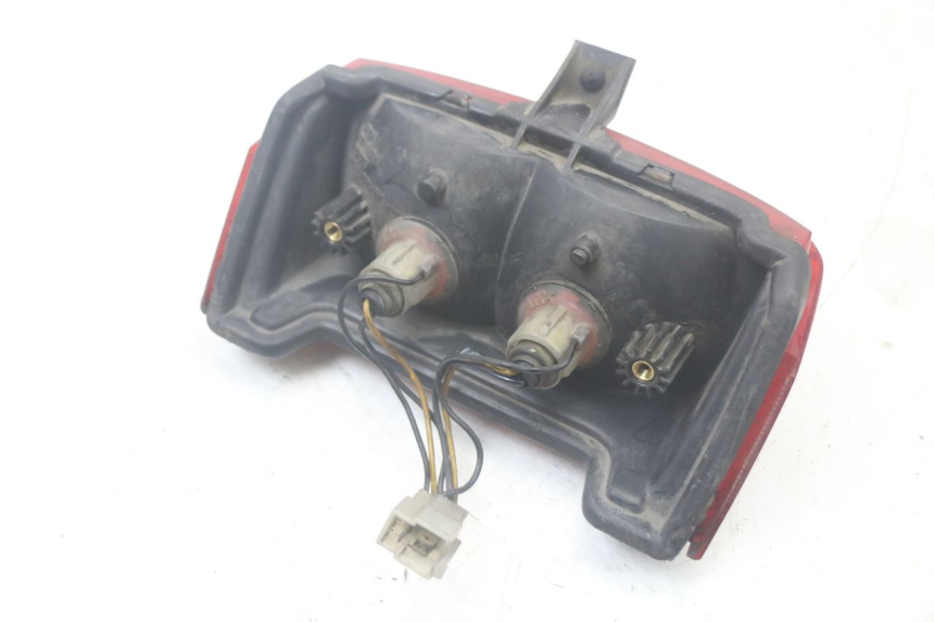 photo de LUZ TRASERA YAMAHA FJ 3CX 1200 (1986 - 1996)