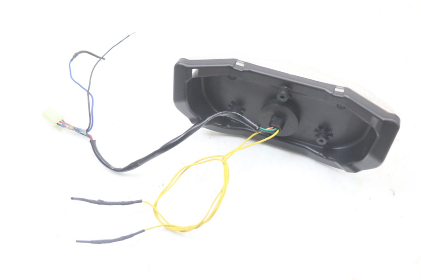 photo de LUZ TRASERA YAMAHA FZ1 FAZER 1000 (2007 - 2009)