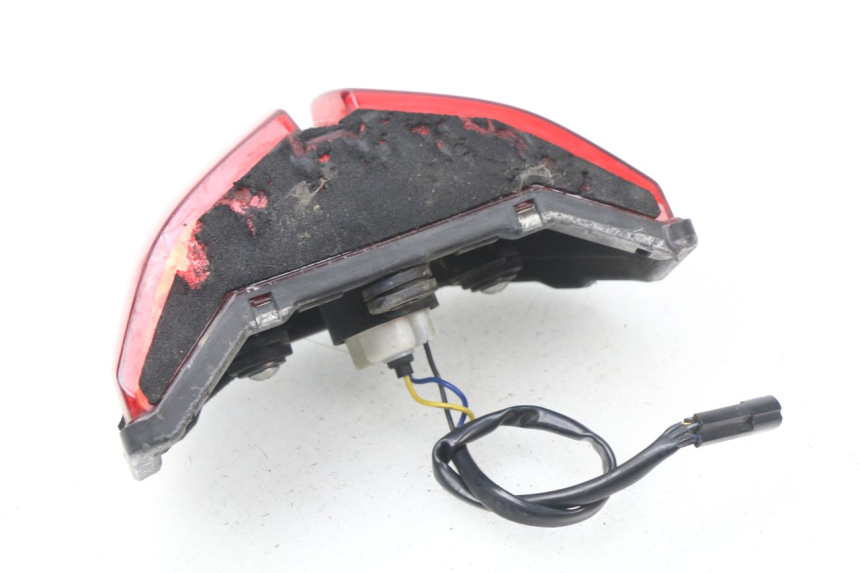 photo de LUZ TRASERA YAMAHA FZ8 800 (2010 - 2016)