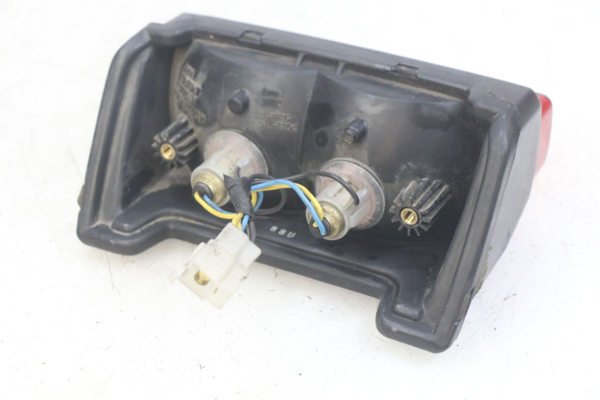 photo de LUZ TRASERA YAMAHA FZS FAZER 600 (1998 - 2001)