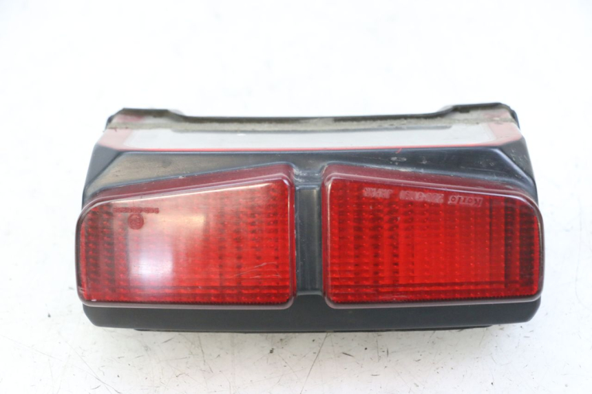 photo de LUZ TRASERA YAMAHA FZS FAZER 600 (2001 - 2003)