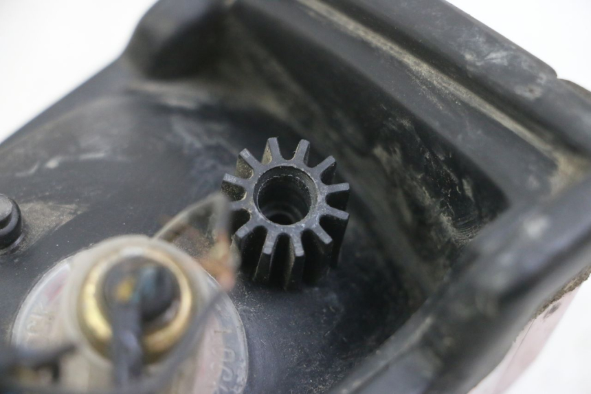 photo de LUZ TRASERA YAMAHA FZS FAZER 600 (2001 - 2003)