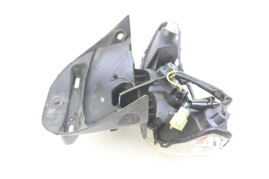 photo de LUZ TRASERA YAMAHA XP T-MAX TMAX ABS 500 (2004 - 2007)