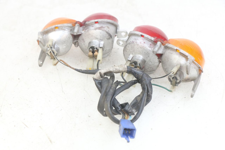 photo de LUZ TRASERA YAMAHA YP MAJESTY 125 (1998 - 2001)