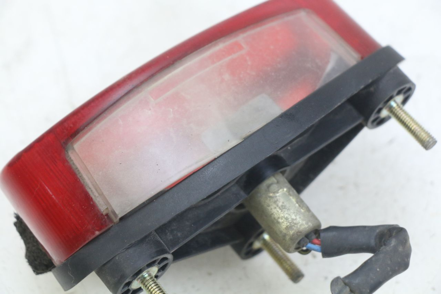 photo de LUZ TRASERA YAMAHA YZF R THUNDERCAT 600 (1996 - 2003)