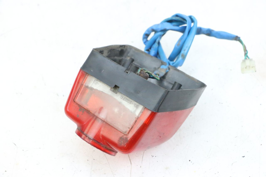 photo de LUZ TRASERA KYMCO ZING 125 (1997 - 2003) - Estado de la superficie y material