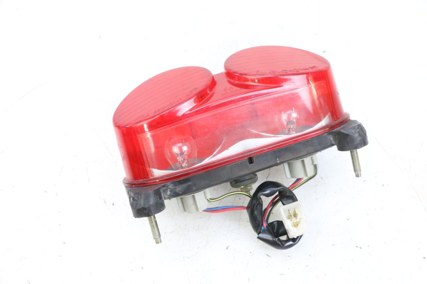 photo de LUZ TRASERA KAWASAKI ZR 7 750 (1999 - 2001) - Otra perspectiva