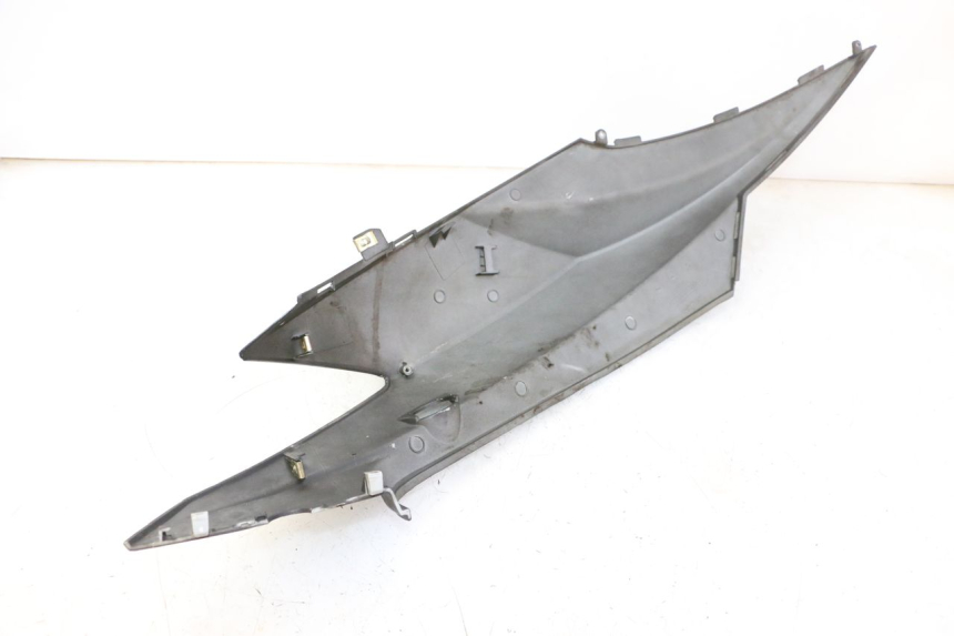 photo de CARENADO TRASERO DERECHA KYMCO AGILITY NAKED RENOUVO 2T 50 (2011 - 2018)