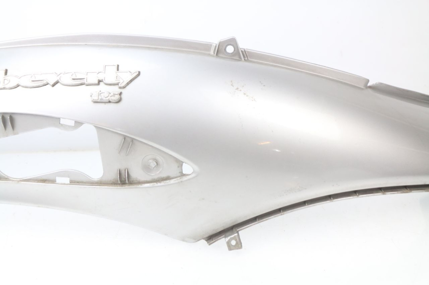 photo de CARENADO TRASERO DERECHA PIAGGIO BEVERLY 125 (1998 - 2005)