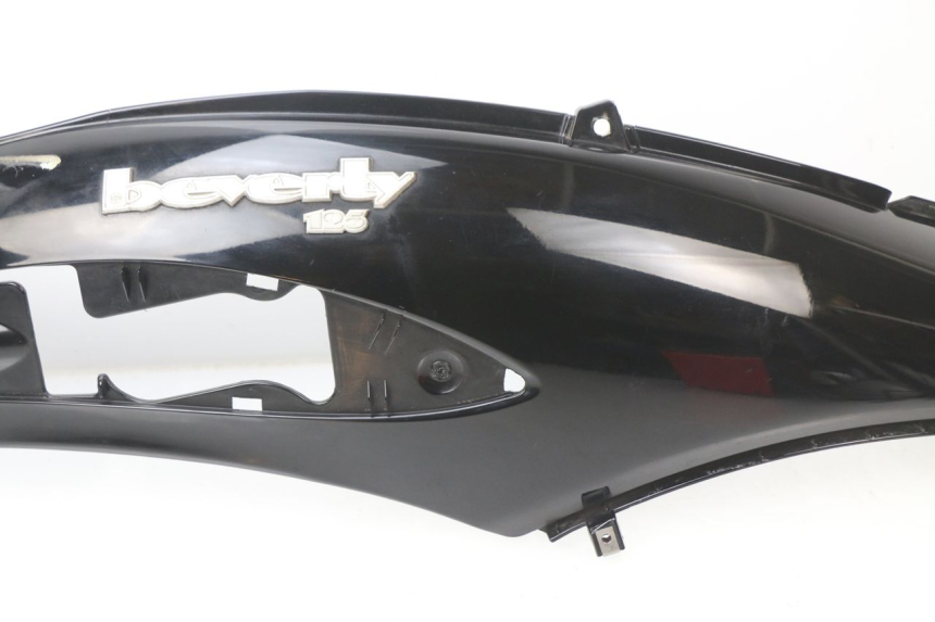 photo de CARENADO TRASERO DERECHA PIAGGIO BEVERLY 125 (1998 - 2005)