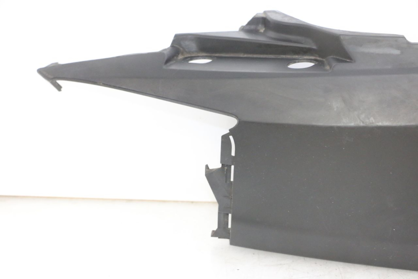 photo de CARENADO TRASERO DERECHA SUZUKI BURGMAN 125 (2007 - 2014)